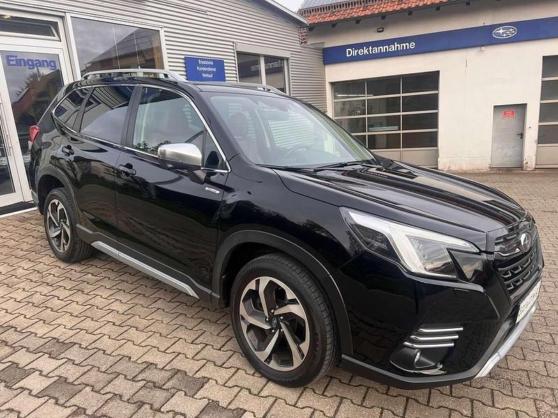Gebraucht Subaru Forester Platinum 150 PS (110 kW) 2022 Crystal black silica SUV