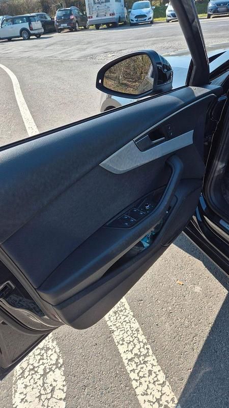 Gebraucht Audi A4 S-Line 190 PS (139 kW) 2019 Schwarz Kombi
