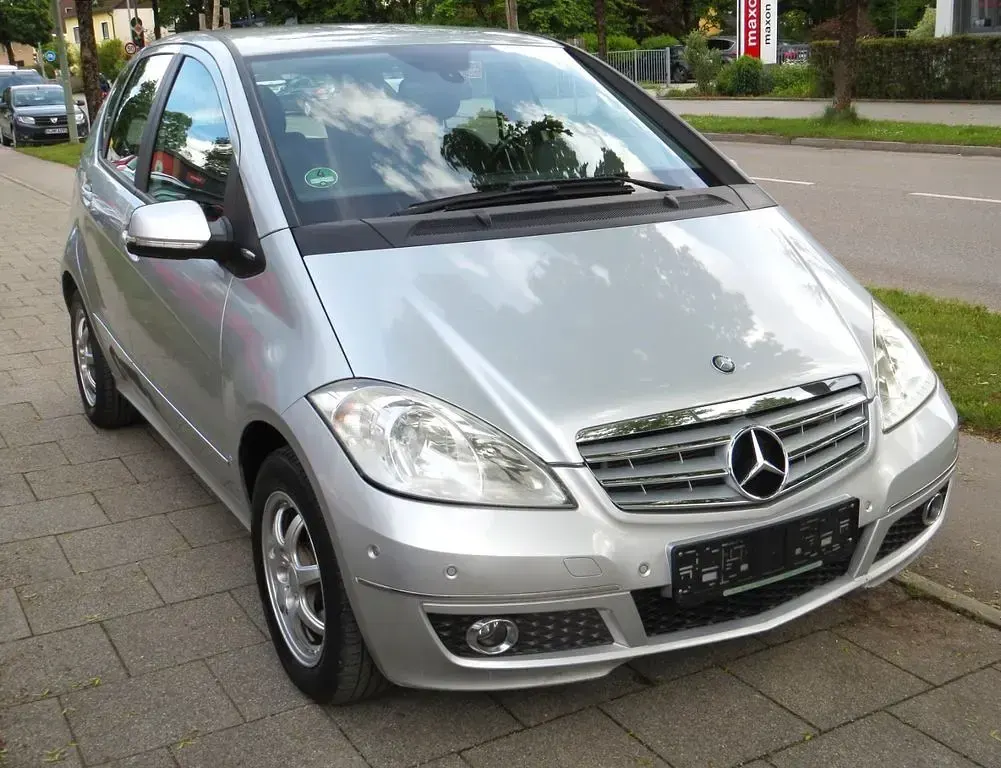Gebraucht Mercedes A170 116 PS (85 kW) 2009 Silber Limousine