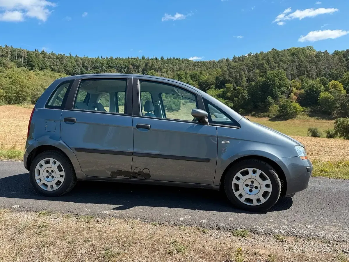 Gebraucht Fiat Idea 95 PS (69 kW) 2005 Grau Van / Kleinbus