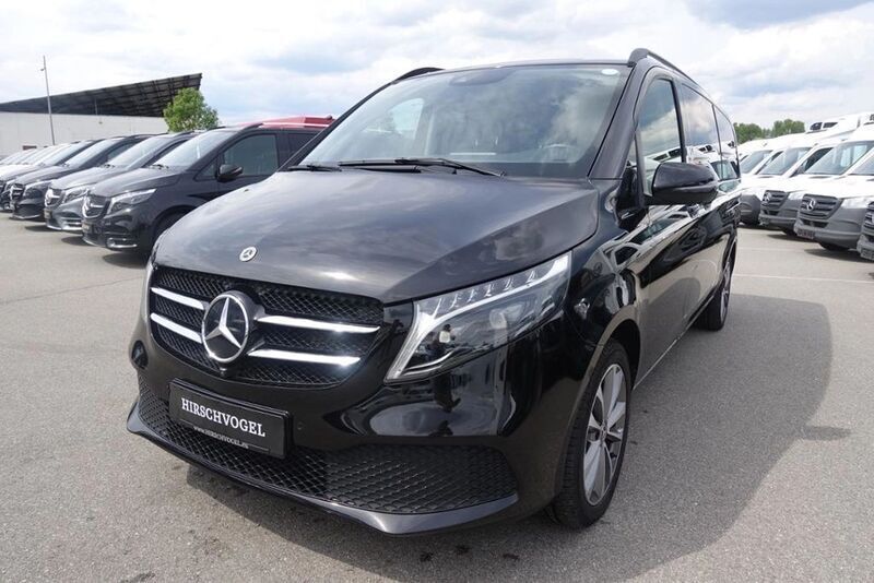 Schwarz Gebraucht 2023 Mercedes V300 Avantgarde Van / Kleinbus | 60.749 € (Fairer Preis) - Bild 1/4