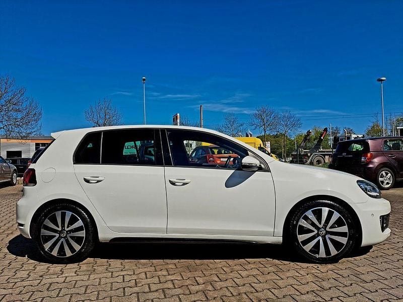 Używany VW Golf VI GTD 170 KM (125 kW) 2011 Biały Hatchback