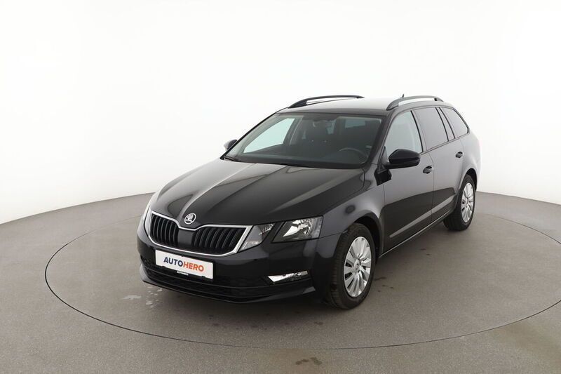 Schwarz Gebraucht 2019 Skoda Octavia Ambition Kombi | 15.680 € (Etwas zu teuer) - Bild 1/4