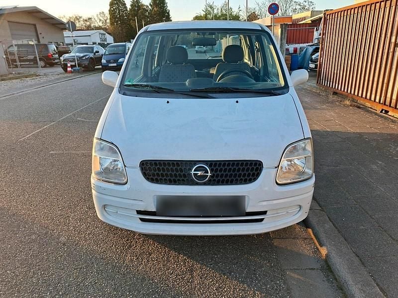 Gebraucht Opel Agila 58 PS (42 kW) 2002 Weiß Van / Kleinbus