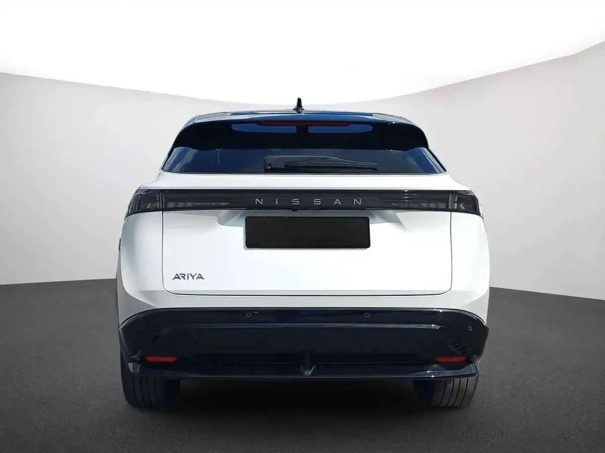 Gebraucht Nissan Ariya Evolve 177 kW (242 PS) 2023 Weiß SUV