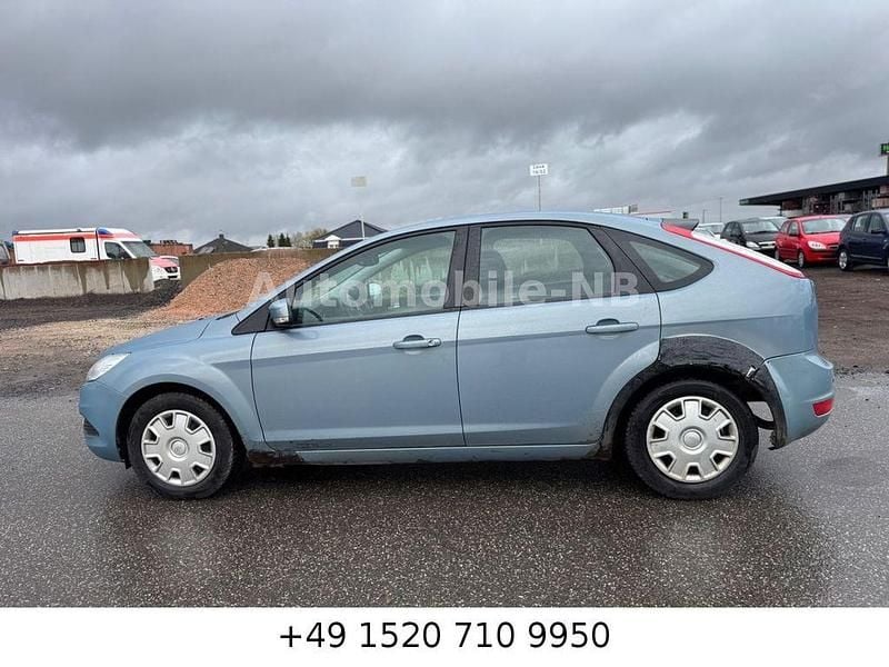 Gebraucht Ford Focus Style 116 PS (85 kW) 2009 Grau Limousine