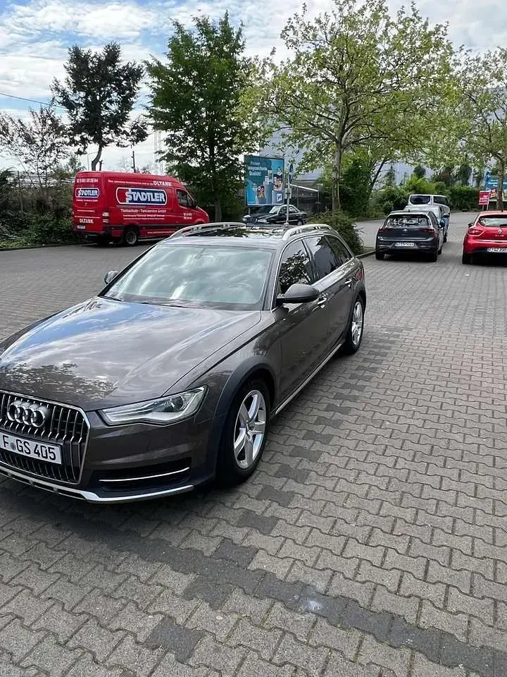 Gebraucht Audi A6 Allroad 218 PS (160 kW) 2018 Braun Kombi