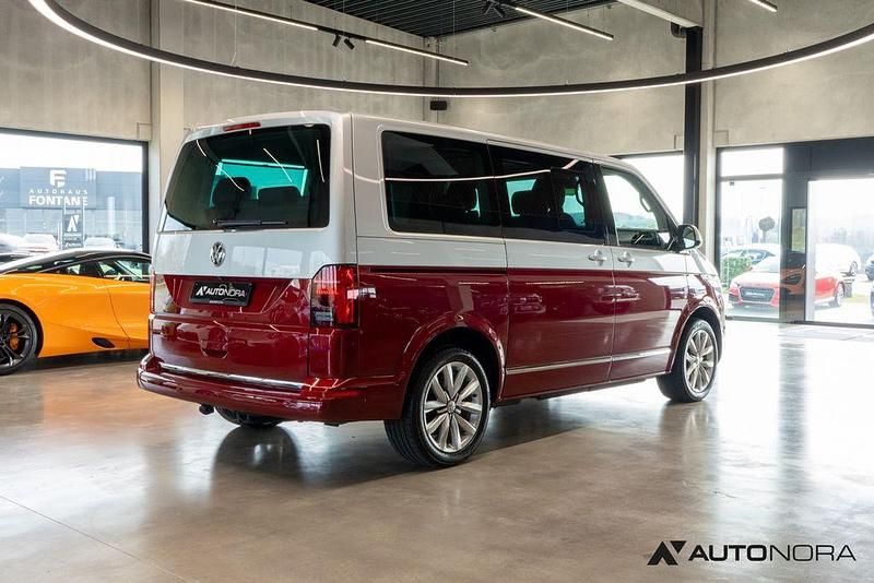 Gebraucht VW Multivan Highline 204 PS (150 kW) 2023 Silber Van