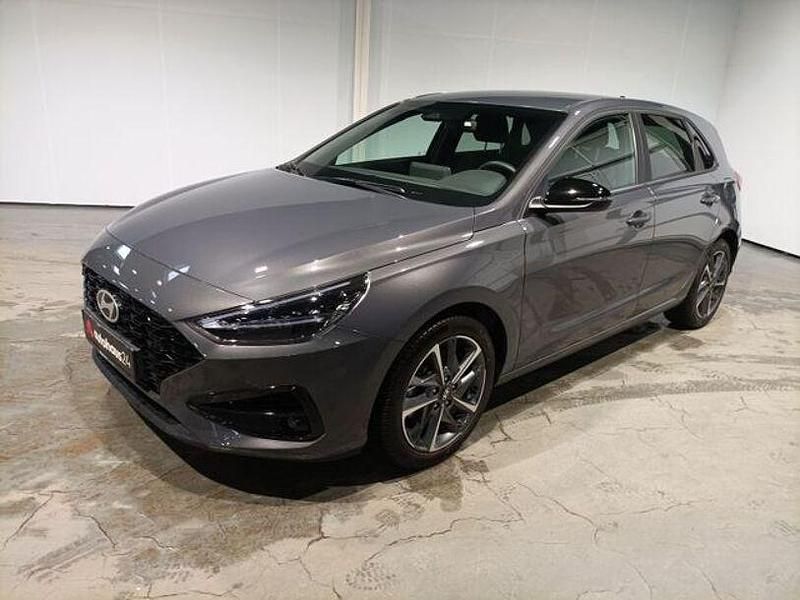 Gebraucht Hyundai i30 Advantage 101 PS (74 kW) 2025 Grau Limousine