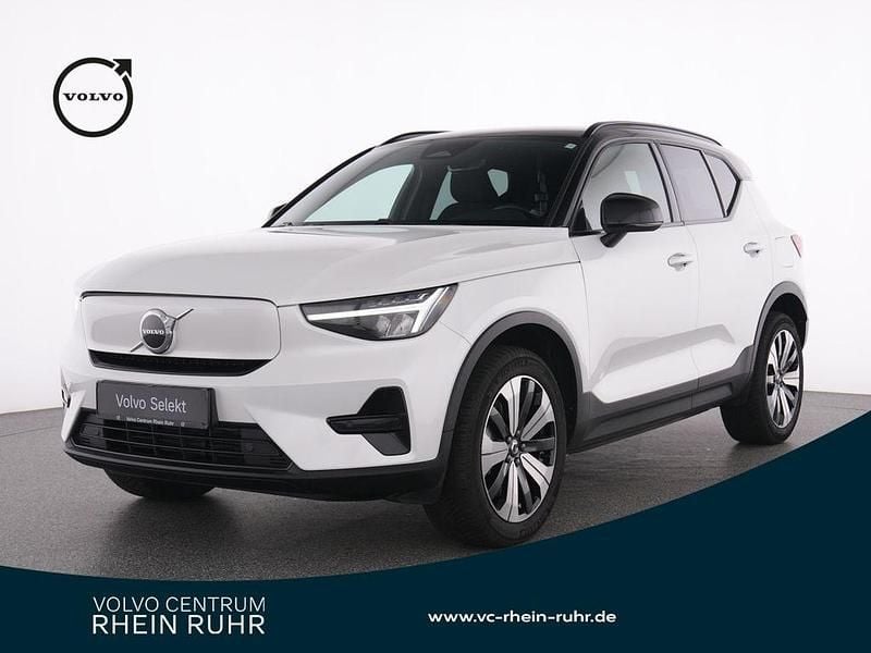 Gebraucht Volvo XC40 Core 169 kW (231 PS) 2023 Weiß crystal white / metallic SUV
