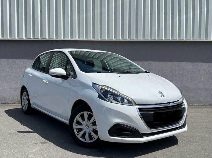 Gebraucht Peugeot 208 Active 68 PS (50 kW) 2016 Weiß Kleinwagen