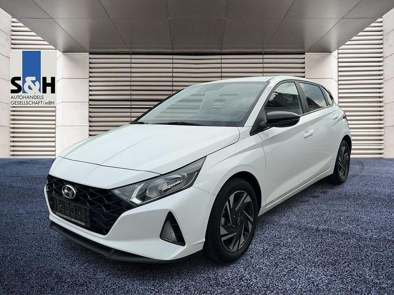 Weiß) (weiss Gebraucht 2023 Hyundai i20 GO! Limousine | 15.490 € (Guter Preis) - Bild 1/4