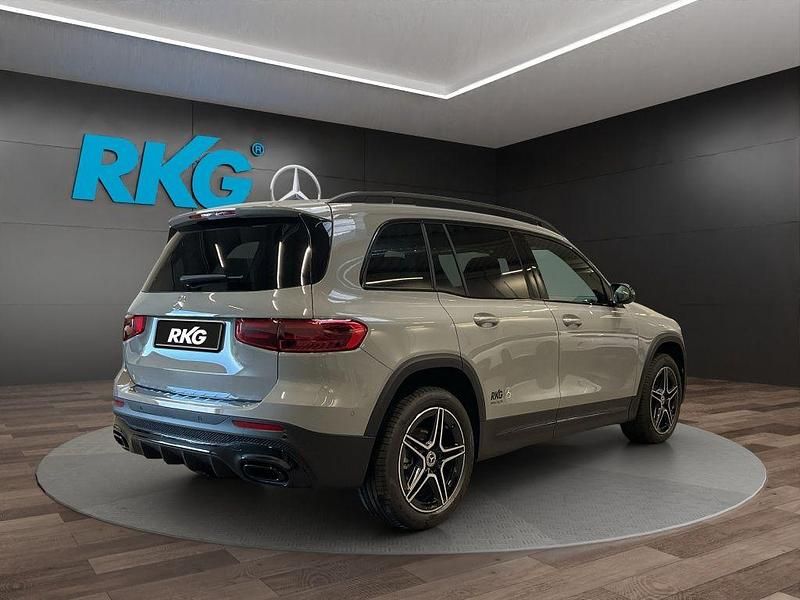 Gebraucht Mercedes GLB200 AMG 150 PS (110 kW) 2025 Grau SUV