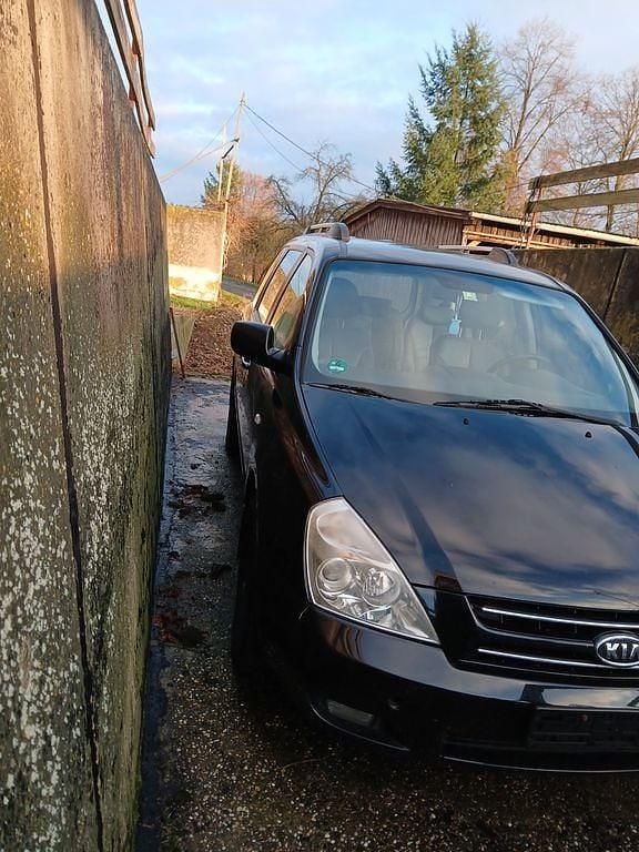 Schwarz Gebraucht 2009 Kia Carnival EX Van / Kleinbus | 1.199 € (Superpreis) - Bild 1/4