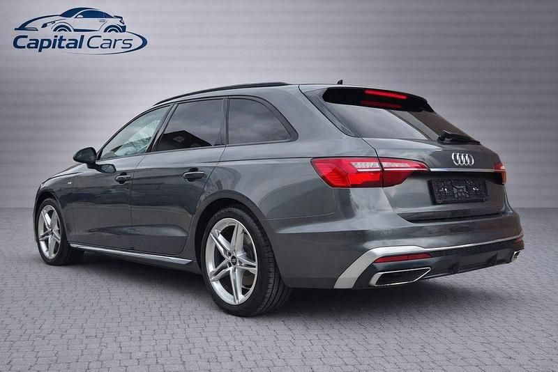 Gebraucht Audi A4 Competition 163 PS (119 kW) 2023 Grau Limousine