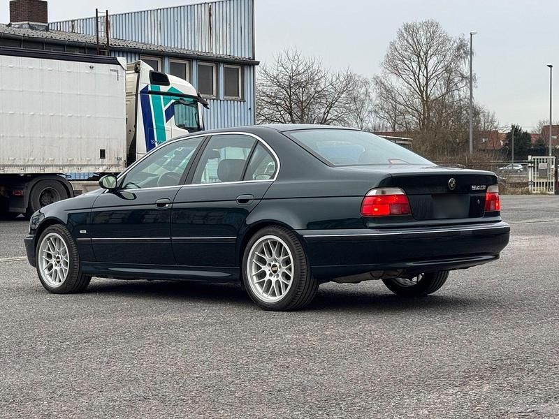 Gebraucht BMW 540 Sport Line 286 PS (210 kW) 1998 Grün Limousine