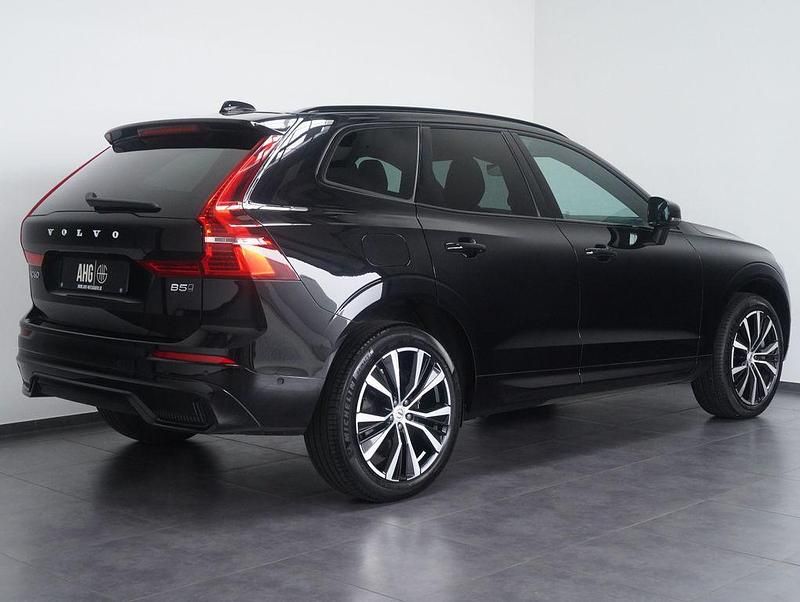 Gebraucht Volvo XC60 Plus 250 PS (183 kW) 2023 Schwarz SUV