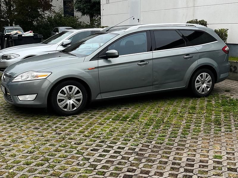 Grün Gebraucht 2008 Ford Mondeo Kombi | 2.300 € (Fairer Preis) - Bild 1/4