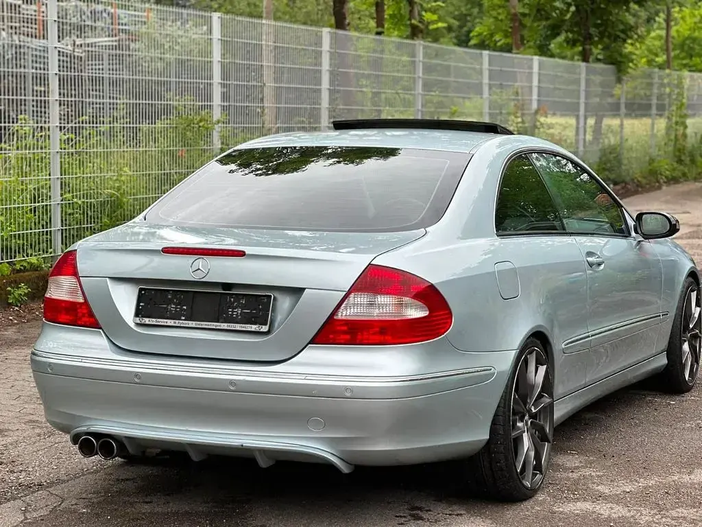 Gebraucht Mercedes CLK350 272 PS (200 kW) 2006 Silber Coupé
