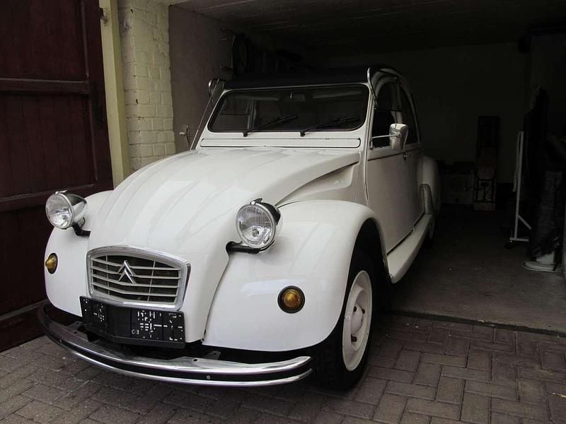 Weiß Gebraucht 1989 Citroën 2CV Limousine | 7.750 € - Bild 1/4