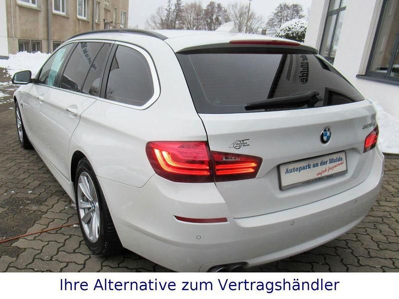 Gebraucht BMW 520 190 PS (139 kW) 2017 Weiß Limousine