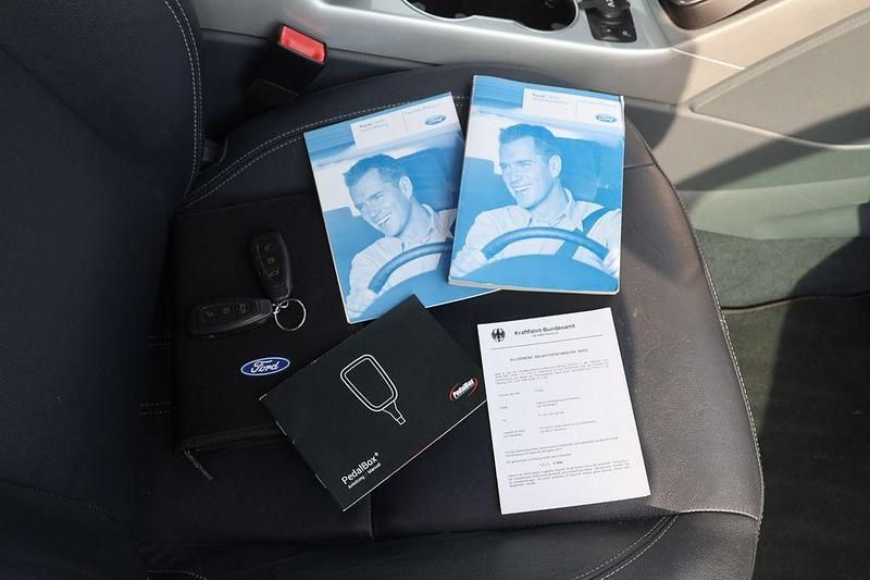 Gebraucht Ford Grand C-Max Titanium 125 PS (91 kW) 2010 Schwarz Van / Kleinbus