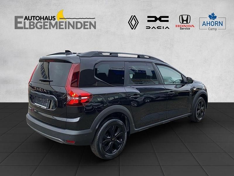 Neu Dacia Jogger Extreme 101 PS (74 kW) 2025 Schwarz Van / Kleinbus