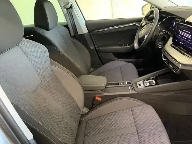 Gebraucht Skoda Octavia Style 150 PS (110 kW) 2023 Brilliantsilber metallic Kombi