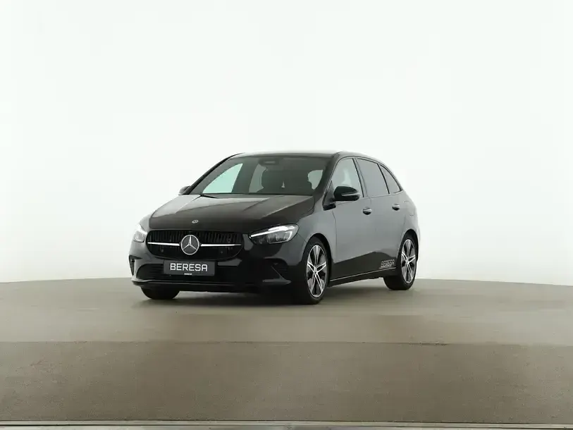 Gebraucht Mercedes B200 Progressive 163 PS (119 kW) 2026 Schwarz Kleinwagen