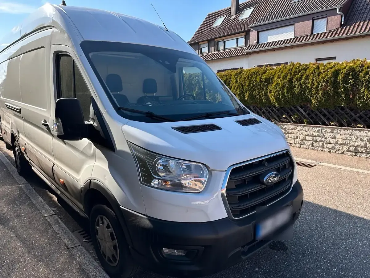 Gebraucht Ford Transit 131 PS (96 kW) 2019 Weiß Van / Kleinbus