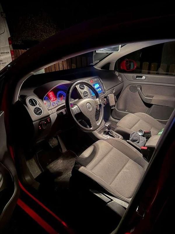 Gebraucht VW Golf Plus Cross 140 PS (102 kW) 2008 Rot Van / Kleinbus