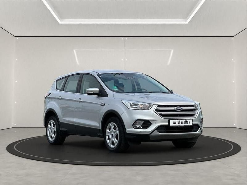 Silber Gebraucht 2018 Ford Kuga SUV | 14.950 € (Guter Preis) - Bild 1/4