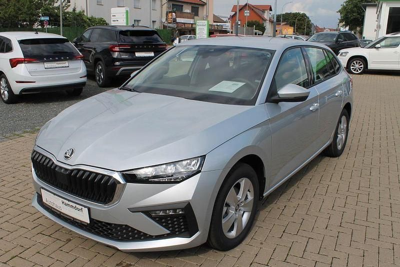 Silber Neu 2025 Skoda Scala Kleinwagen | 22.990 € (Fairer Preis) - Bild 1/4