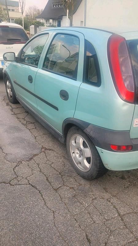 Gebraucht Opel Corsa 90 PS (66 kW) 2001 Grün Kleinwagen