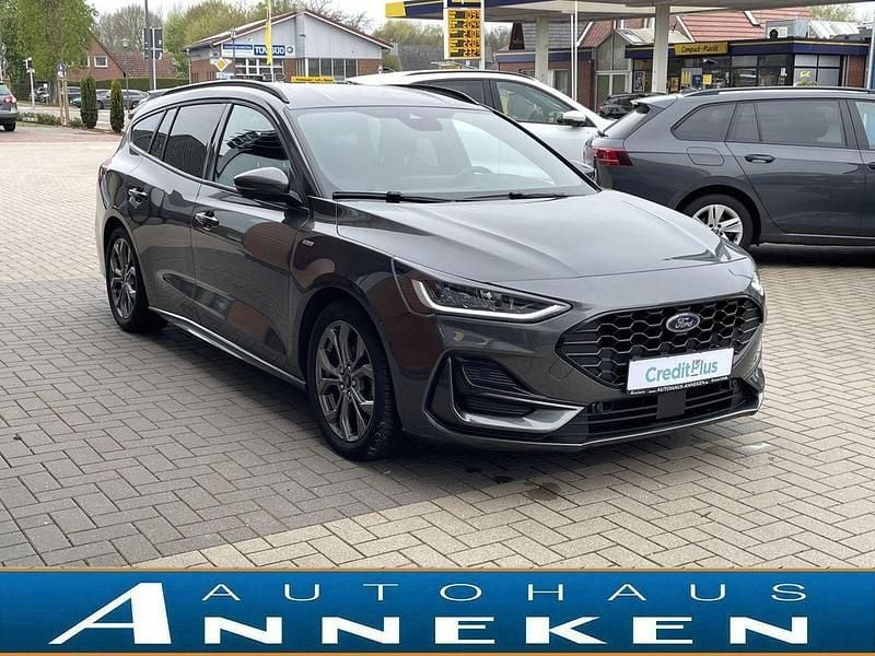 Gebraucht Ford Focus ST-Line 125 PS (91 kW) 2024 Grau Limousine