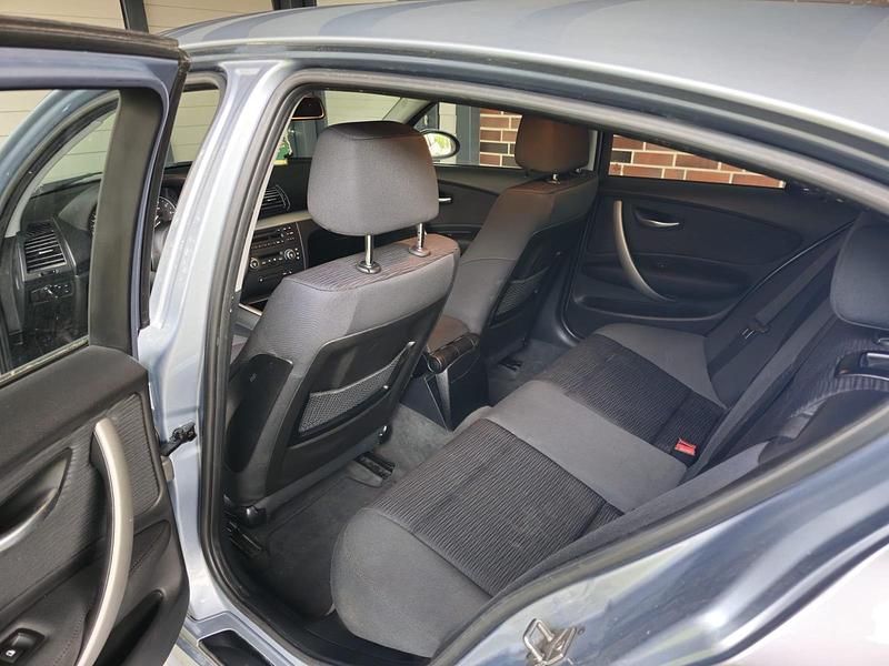 Gebraucht BMW 116 122 PS (89 kW) 2009 Blau Kleinwagen