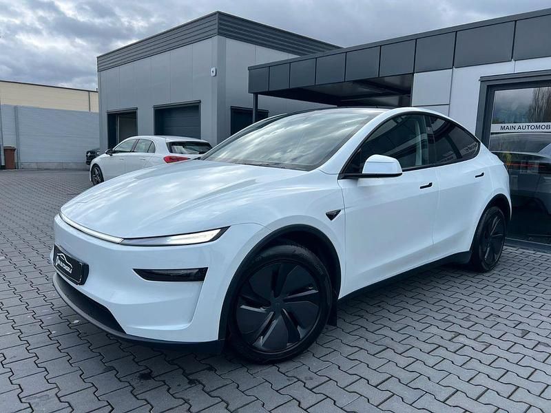Gebraucht Tesla Model Y Standard Range 219 kW (299 PS) 2025 Weiß SUV