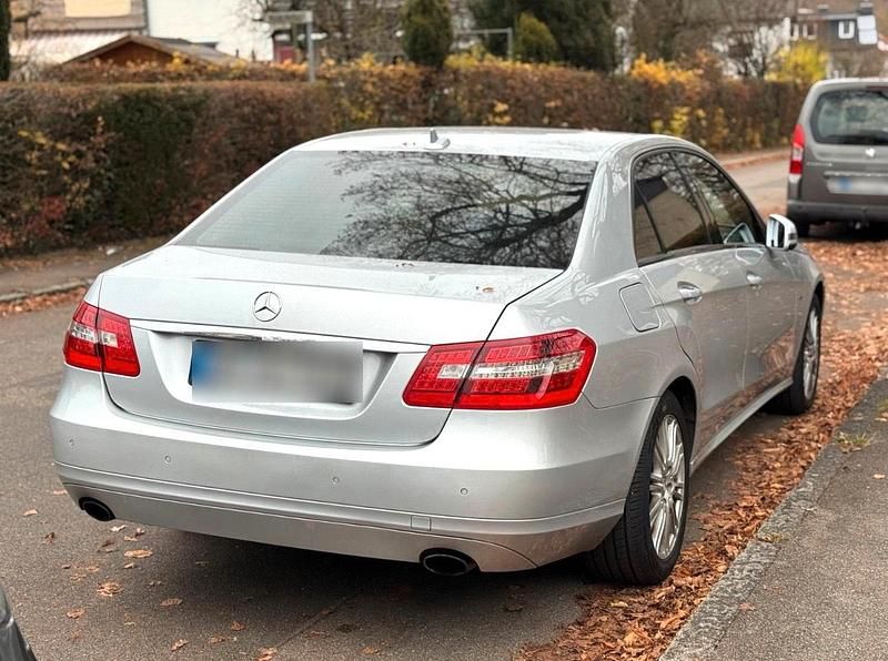 Gebraucht Mercedes E350 265 PS (194 kW) 2011 Grau Limousine