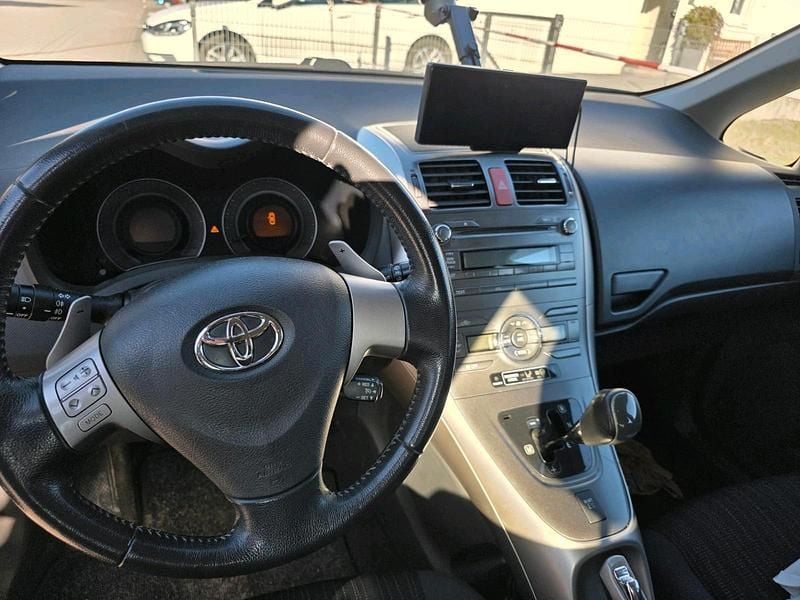 Gebraucht Toyota Auris 120 PS (88 kW) 2007 Grau Kleinwagen