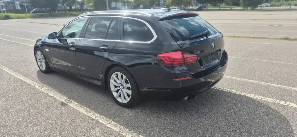 Gebraucht BMW 525 Performance 218 PS (160 kW) 2014 Schwarz Kombi
