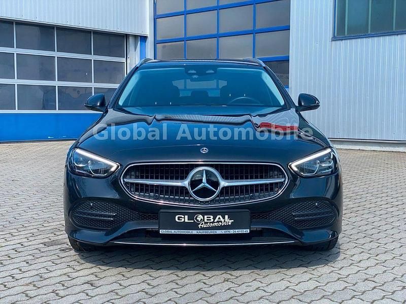 Gebraucht Mercedes C220 197 PS (144 kW) 2023 Grau Limousine