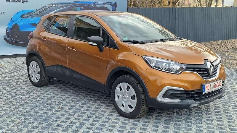 Gebraucht Renault Captur Life 90 PS (66 kW) 2017 Atacamaorange SUV