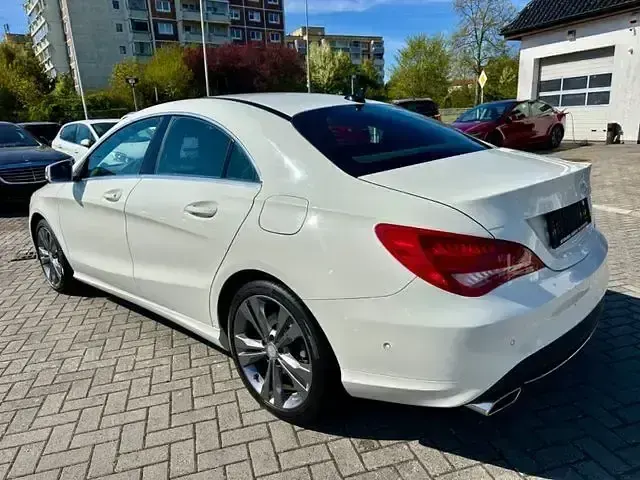 Gebraucht Mercedes CLA200 136 PS (100 kW) 2014 Andere Limousine