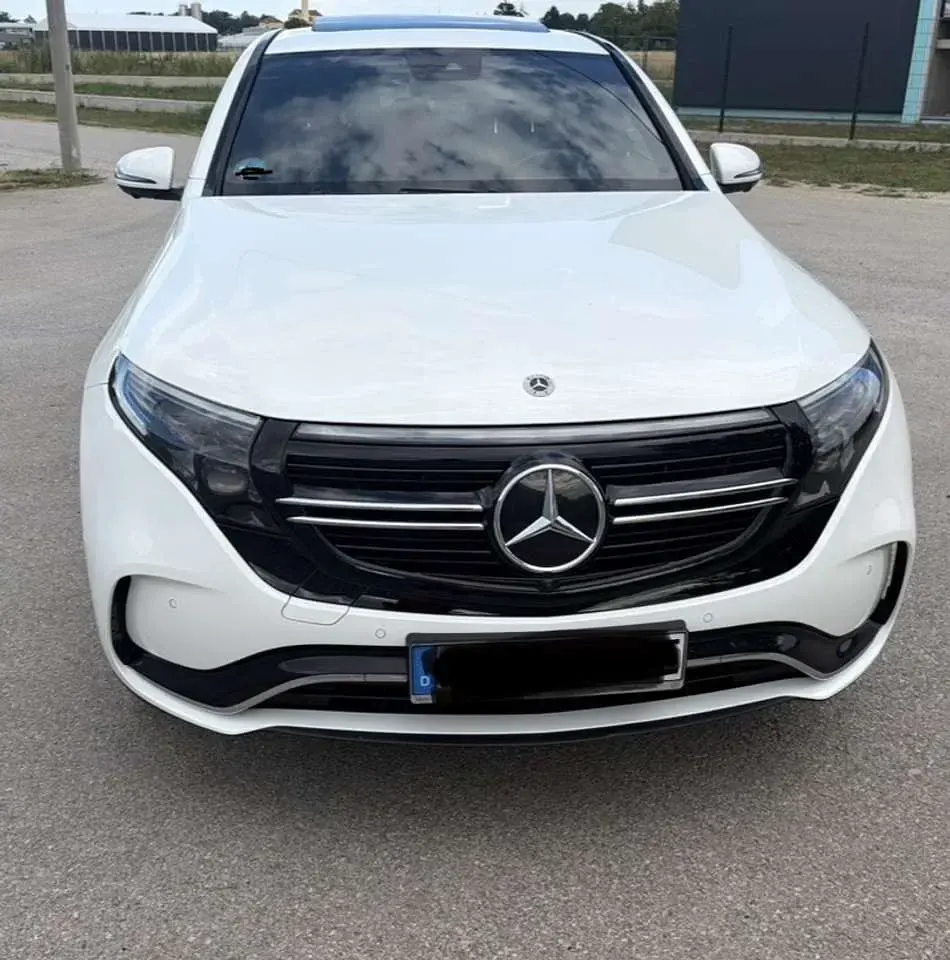 Gebraucht Mercedes EQC400 AMG line 300 kW (408 PS) 2022 Weiß SUV