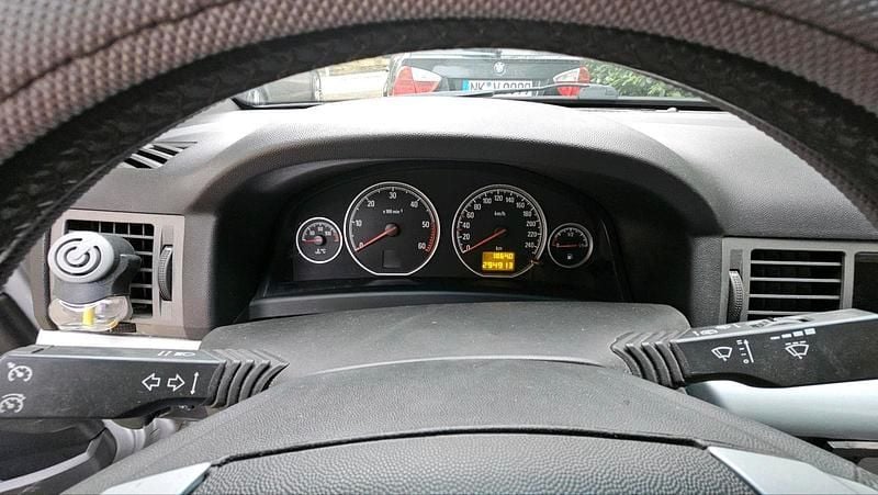 Gebraucht Opel Vectra 150 PS (110 kW) 2005 Grau Kombi