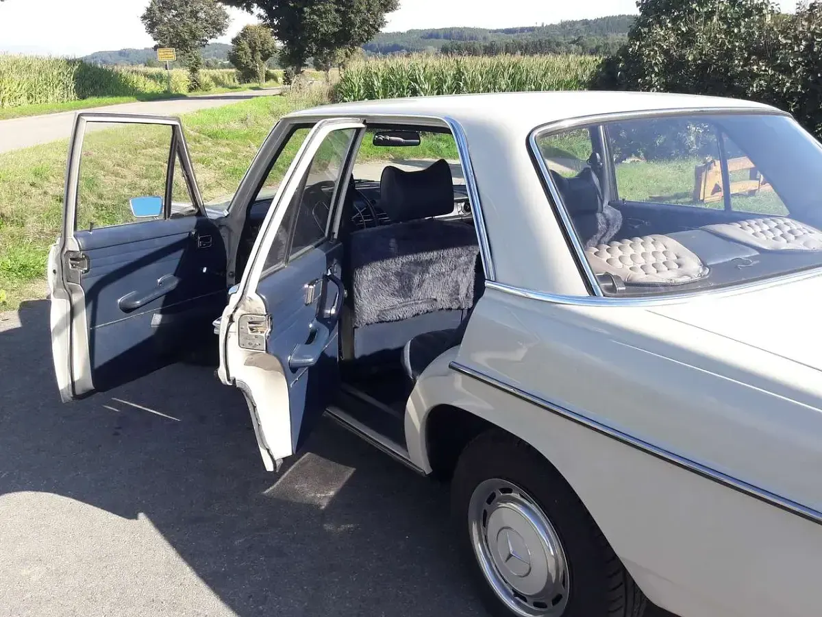 Gebraucht Mercedes W114 131 PS (96 kW) 1969 Limousine