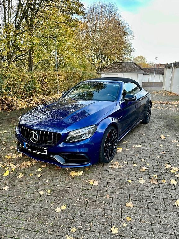 Blau Gebraucht 2019 Mercedes C63S AMG AMG Cabrio | 64.000 € (Guter Preis) - Bild 1/4