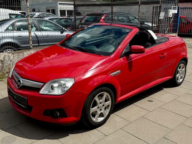 Rot Gebraucht 2005 Opel Tigra Enjoy Cabrio | 1.180 € (Guter Preis) - Bild 1/4