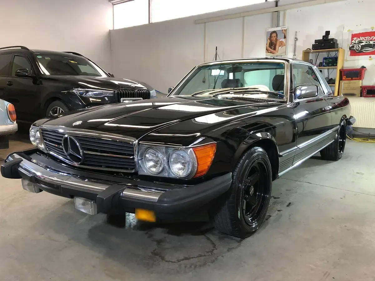 Gebraucht Mercedes SLC380 211 PS (155 kW) 1981 Schwarz Coupé