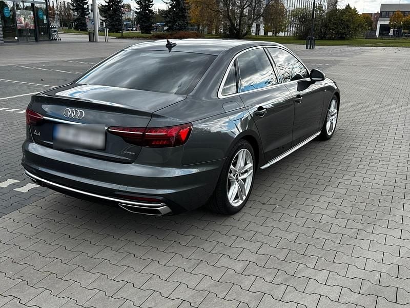 Gebraucht Audi A4 S-Line 265 PS (194 kW) 2022 Grau Limousine